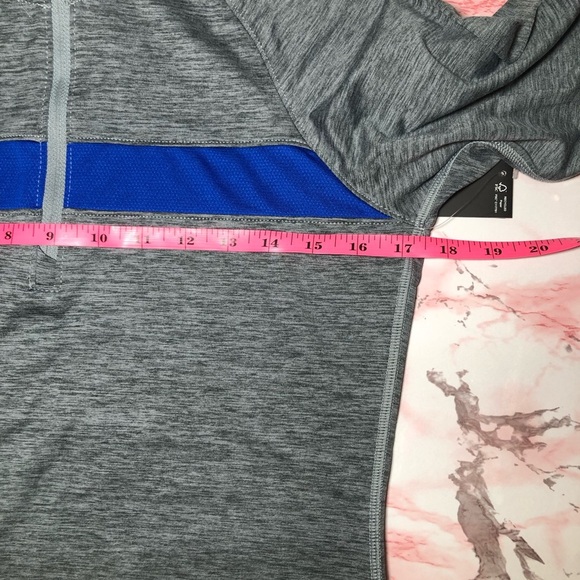 New Balance Athletics Half Zip long sleeve top size S - Picture 8 of 9